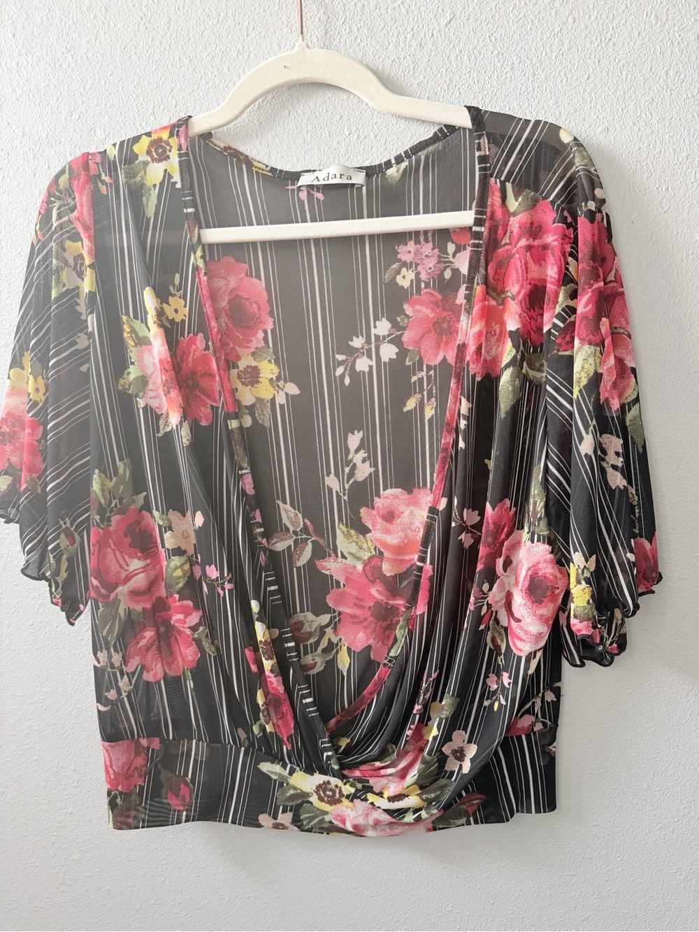 Adara Floral Surplice Blouse Black Pink Floral Top Size